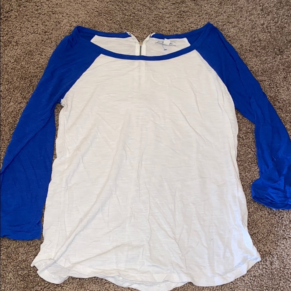 Tee